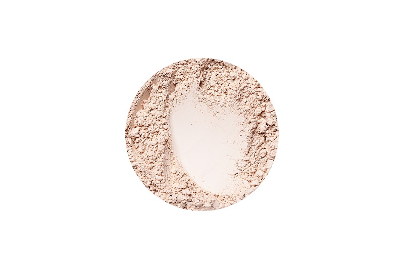 Annabelle Minerals Coverage Mineral Foundation mineralny podkład pudrowy nadający doskonały wygląd odcień Golden Fairest 4 g